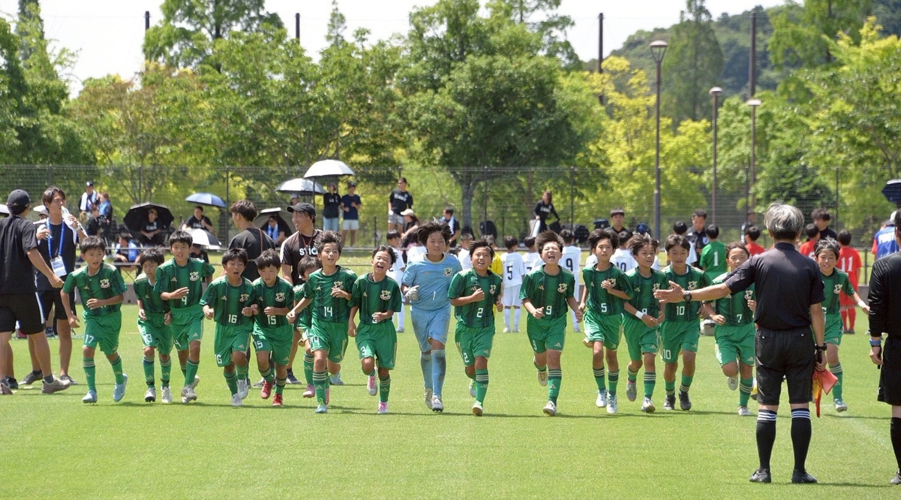 わくわくスポーツ事業部のスタッフ集合写真